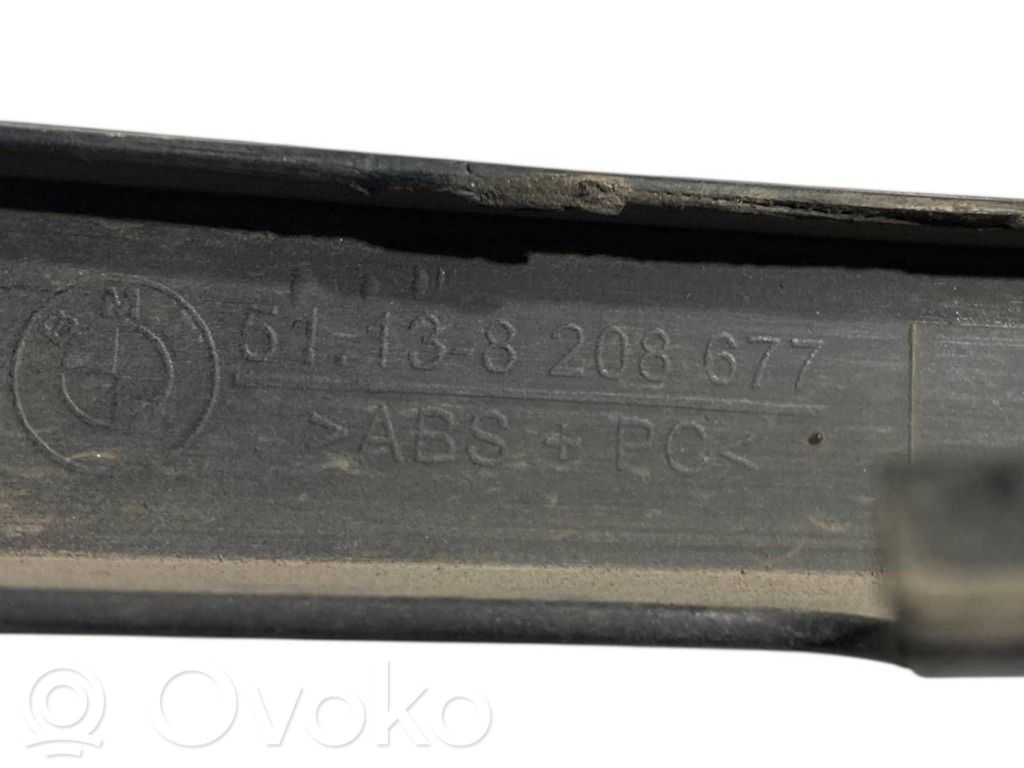 Priekšējā luktura dekoratīvā apdare