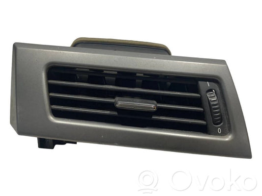 Side air grille