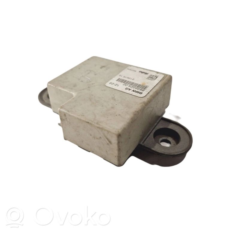 Antenna amplifier