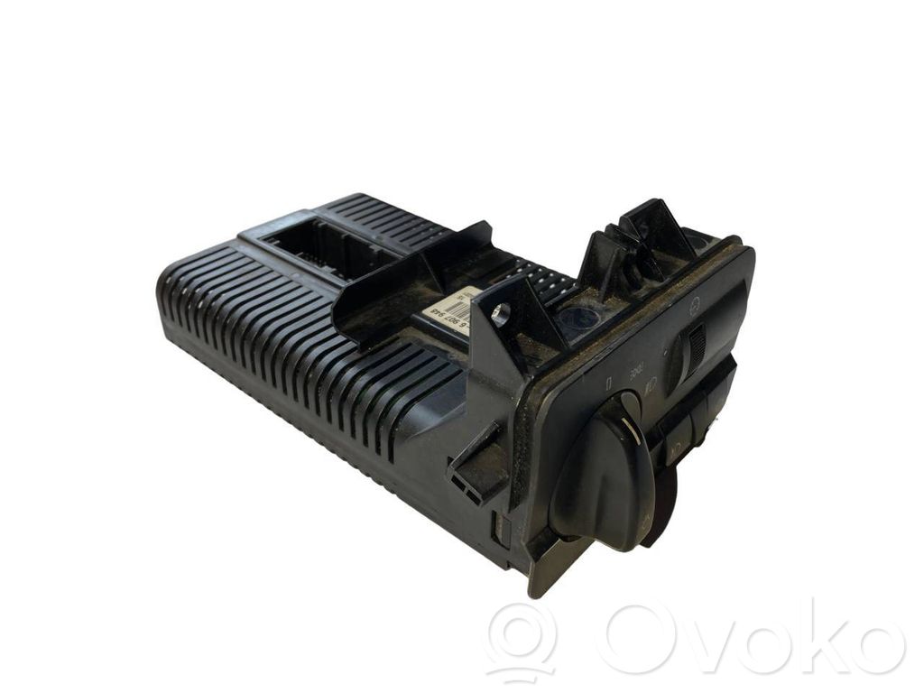 Headlight switch