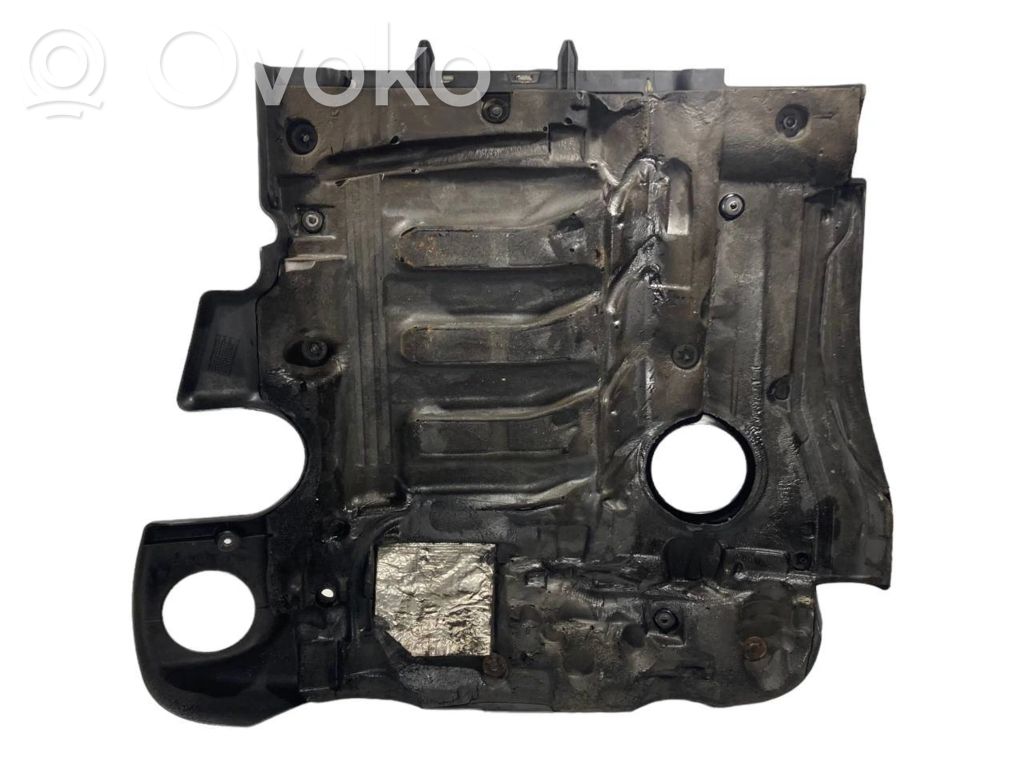 Engine cover (decorative trim)