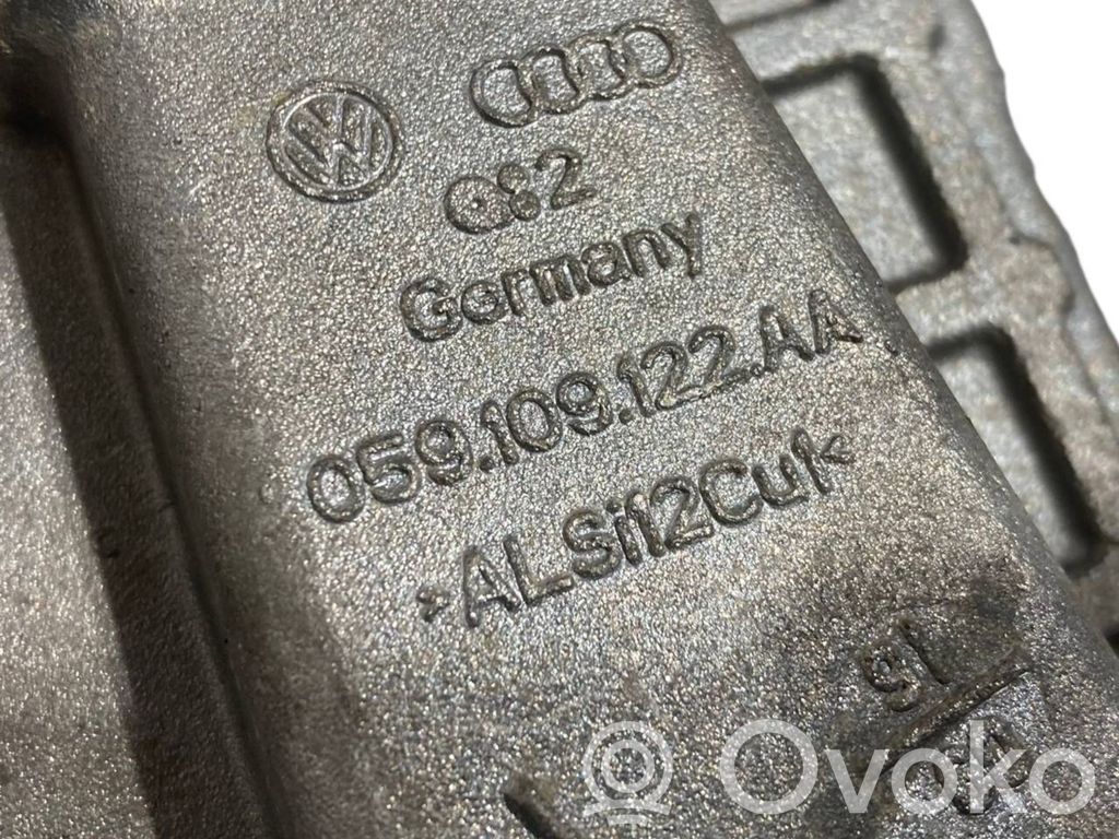 Sadales vārpstas piedziņas ķēdes vāciņš