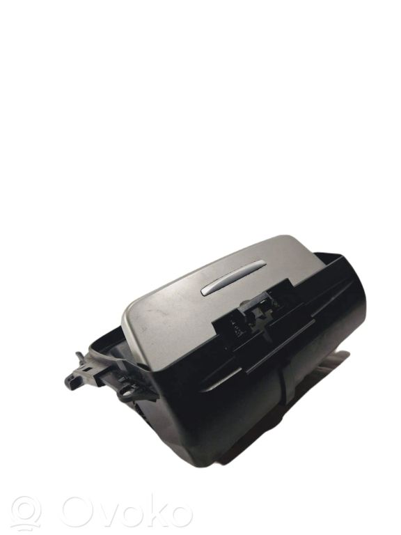 Cita veida salona detaļa