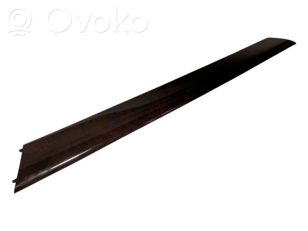 Cita veida salona detaļa