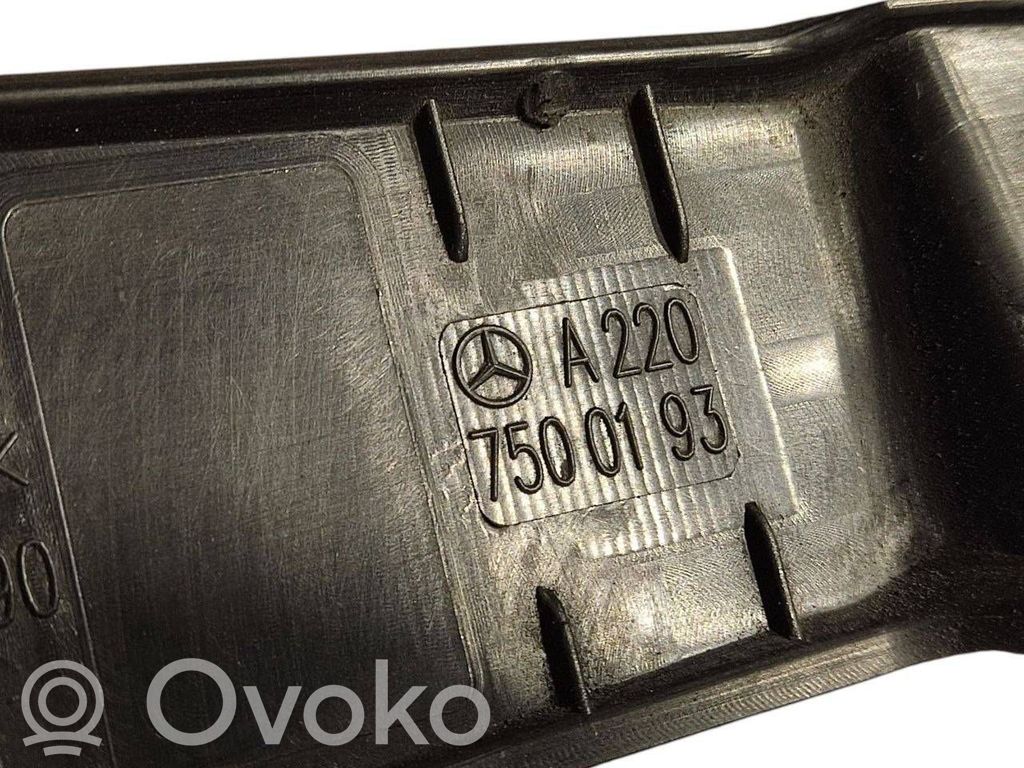 Apakšējā dekoratīvā apdare