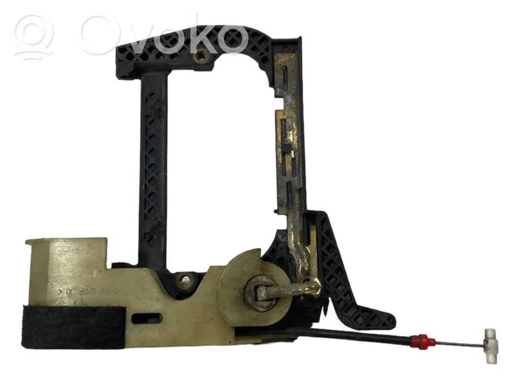 Holder/bracket for external opening handle at the front