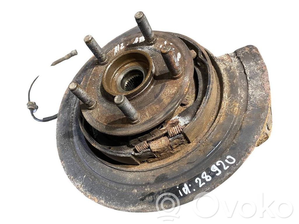 Aizmugurē riteņa rumbas vārpstas šarnīrs (stupica, capfa)