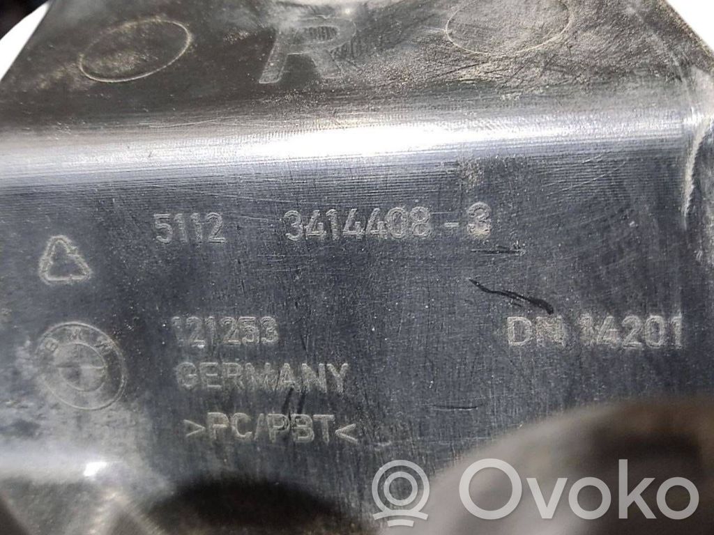 Rear bumper mounting bracket