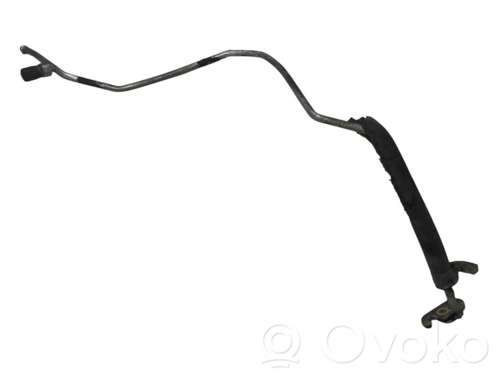 Air conditioner pipe(s) / hose(s)