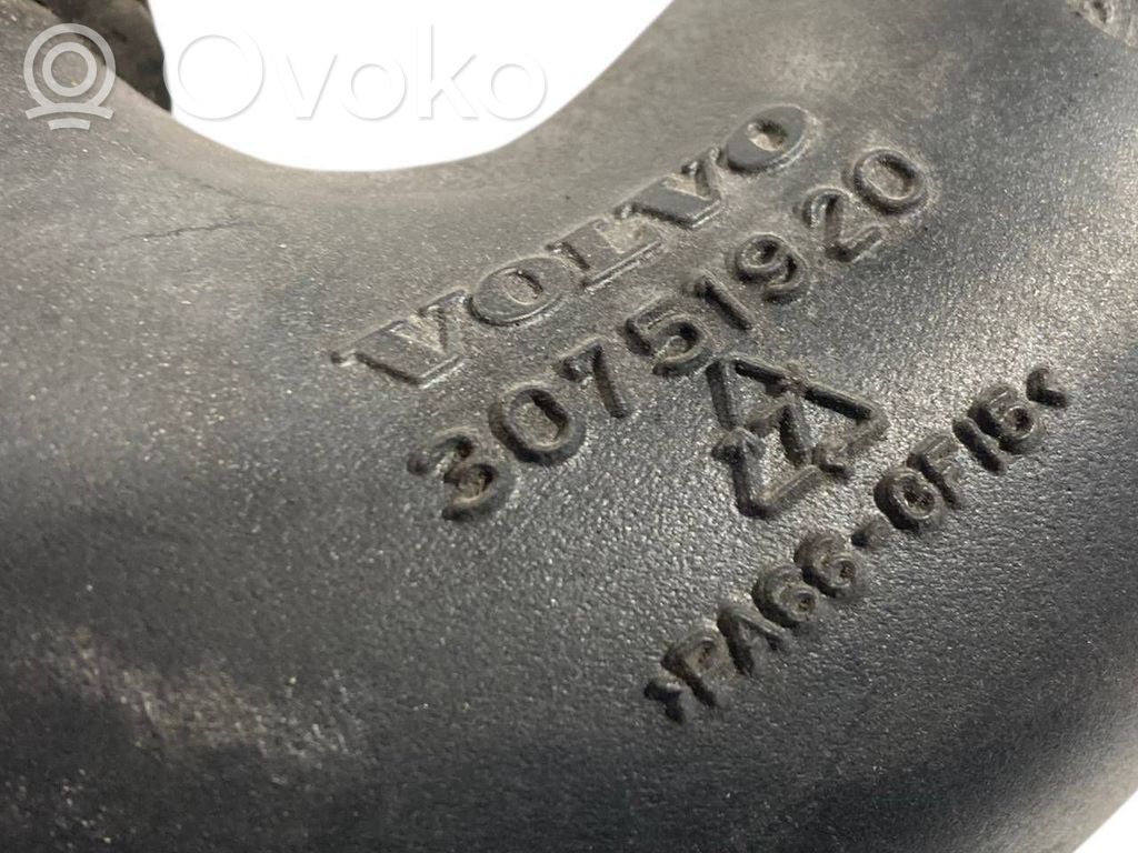 Interkūlera šļūtene (-es) / caurule (-es)