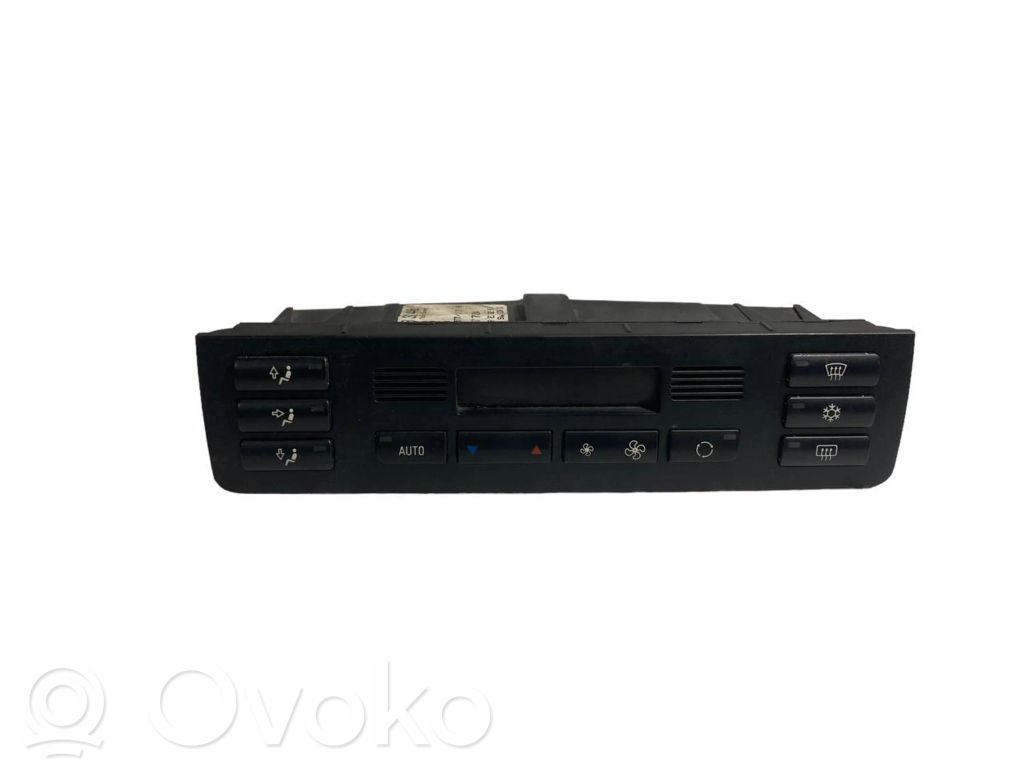 Air conditioning / climate control / interior heating control unit (in the passenger compartment)
