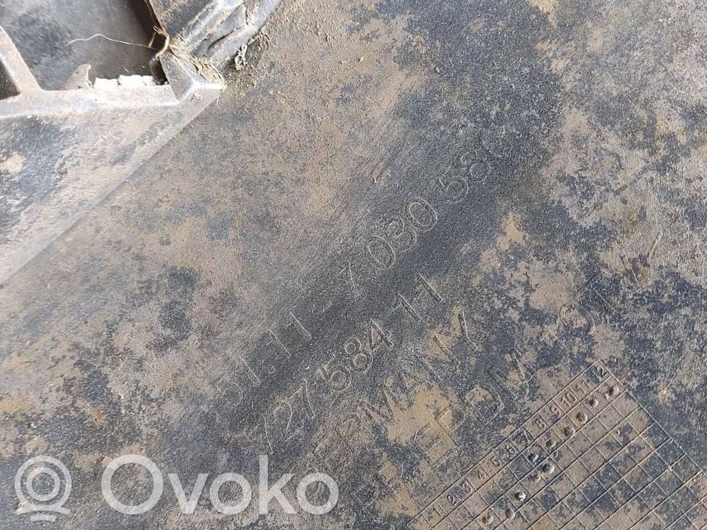 Передний бампер