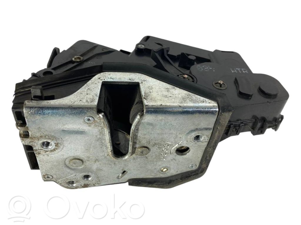 Aizmugurē slēdzene