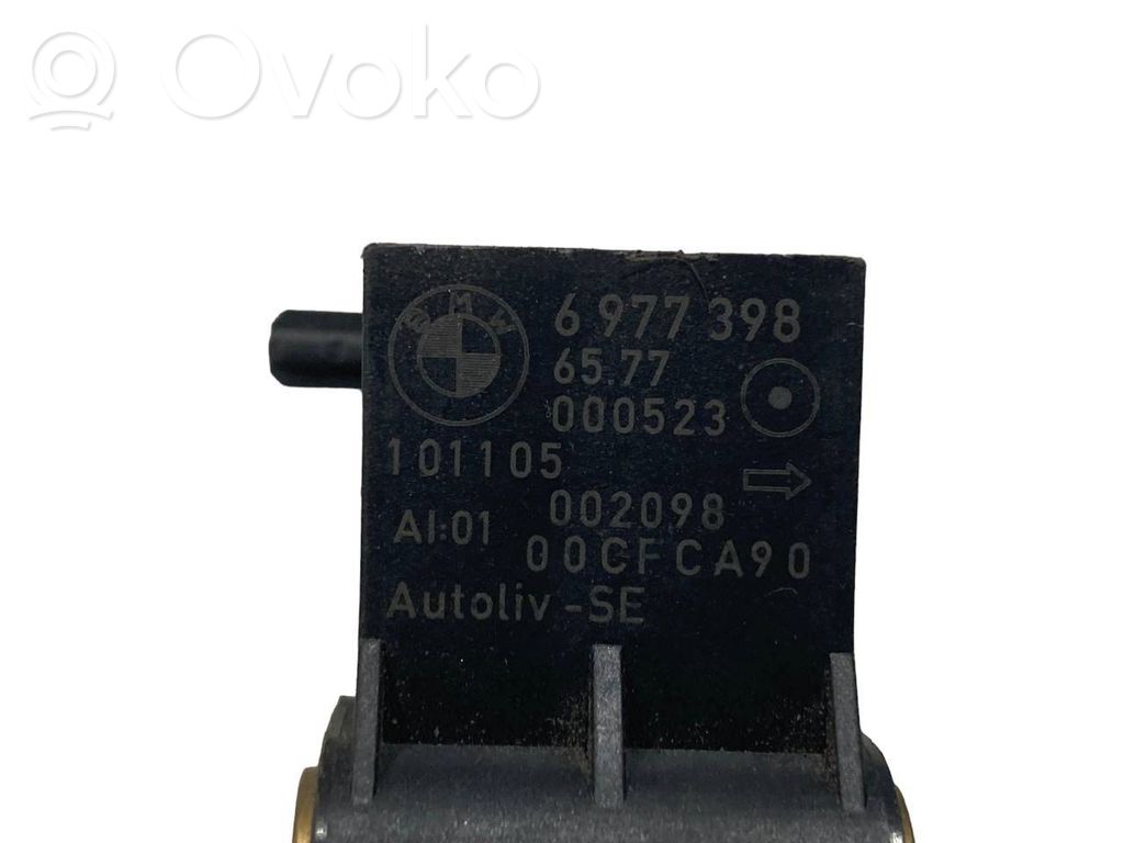 Airbag impact sensor