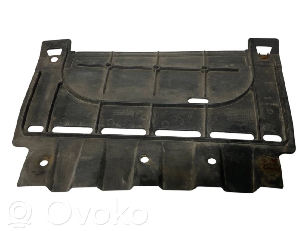 Rear bumper lower guard