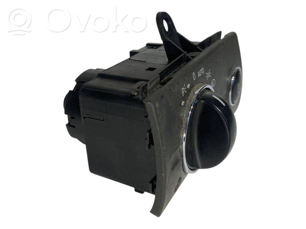 Headlight switch
