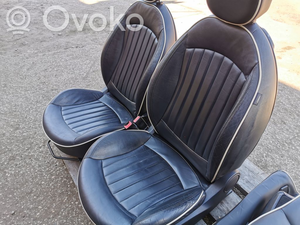 Salona daļu komplekts