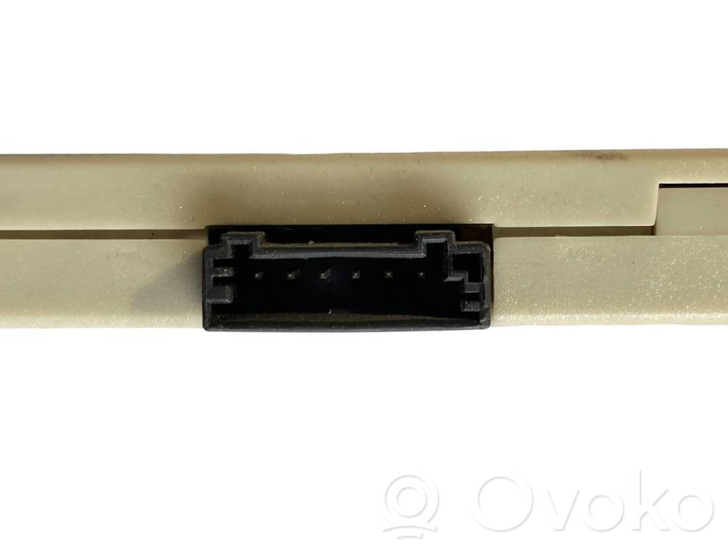 Antenna amplifier