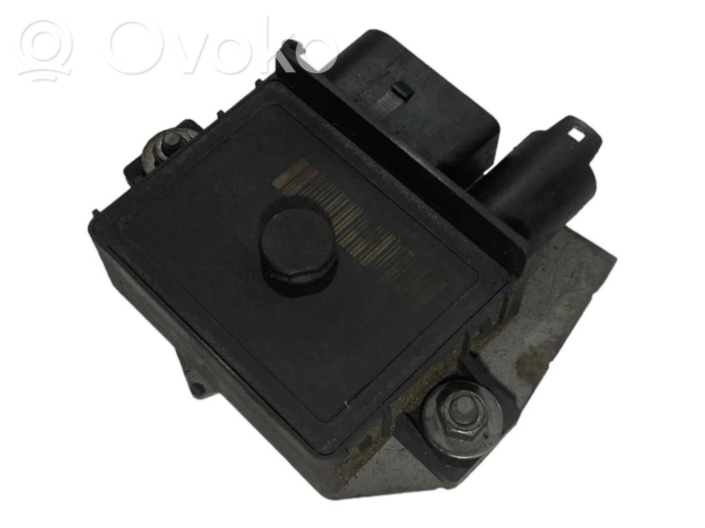 Glow plug relay