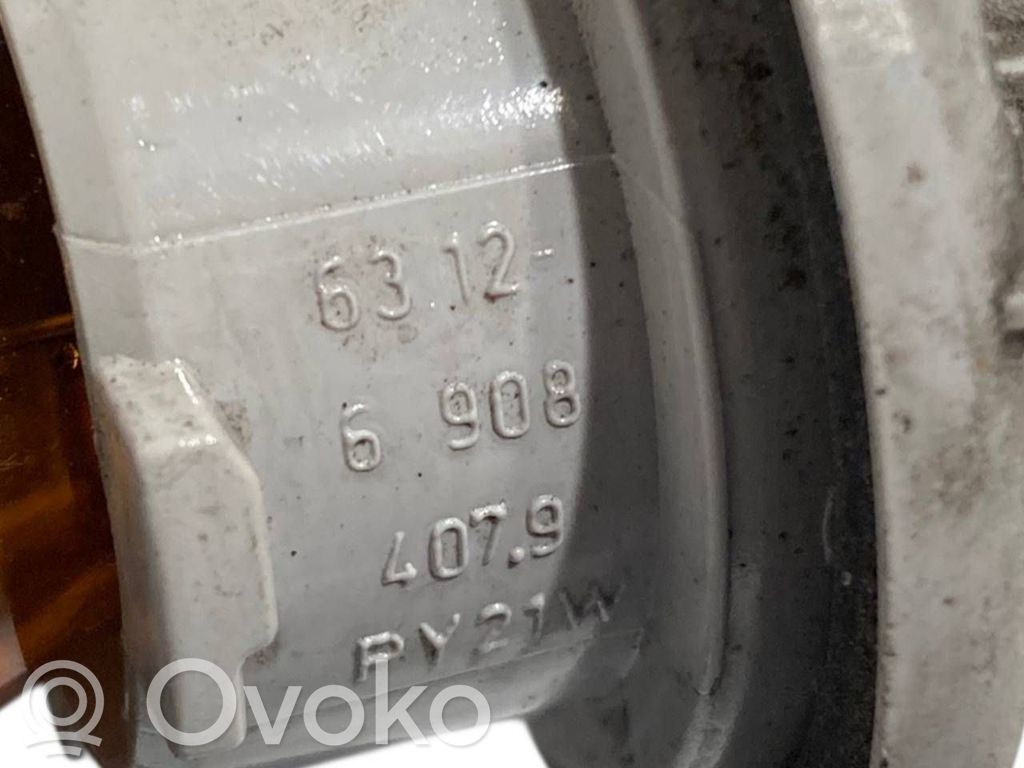 Priekšējā luktura spuldzīte
