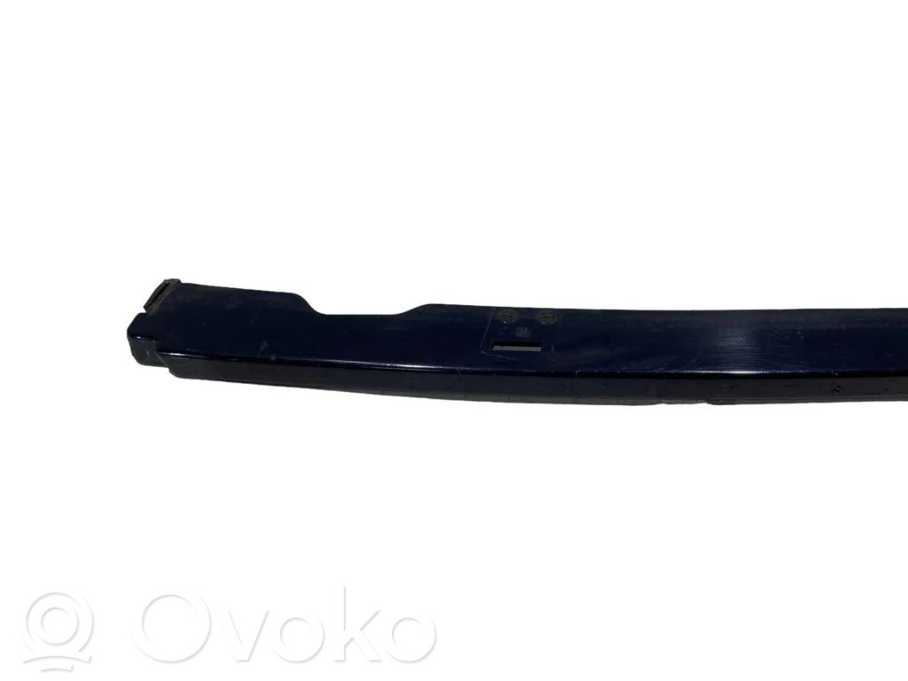 Headlight trim
