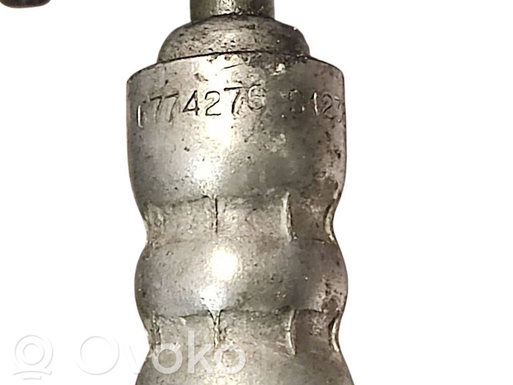 Sajūga caurulīte (-es) / šļūtene (-es)