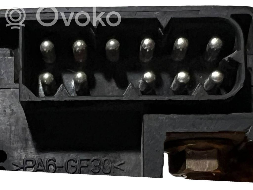 Glow plug relay