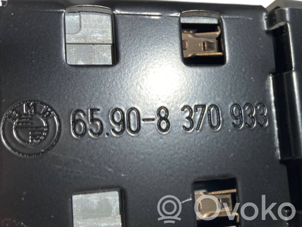 Navigation (GPS) system CD/DVD reader