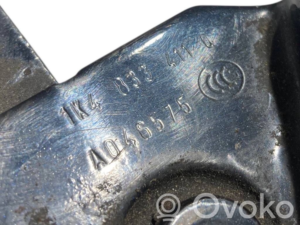 Aizmugurē apakšējā vira (eņģe)