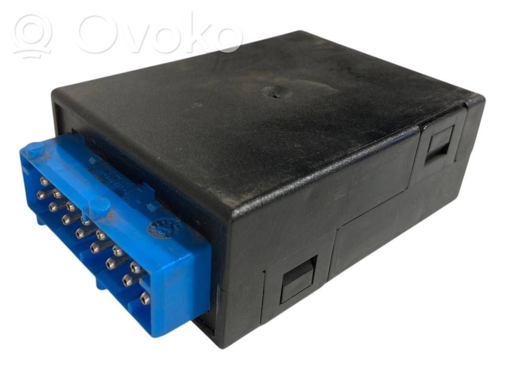Window wiper relay