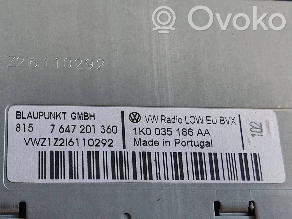 Radio / CD/DVD atskaņotājs / navigācija