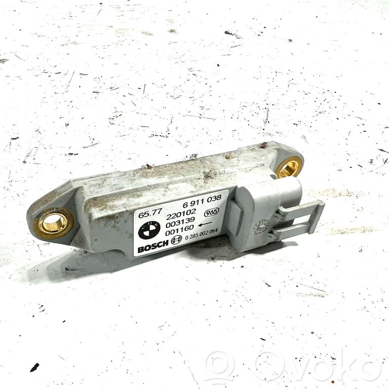 Airbag impact sensor
