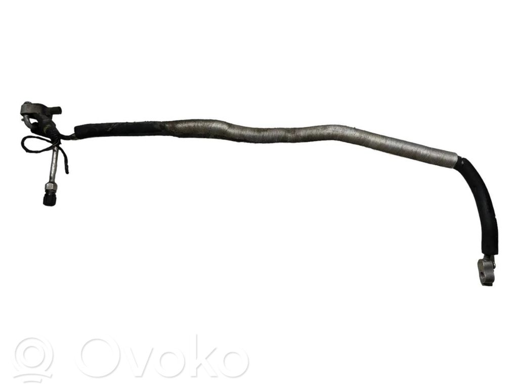 Air conditioner pipe(s) / hose(s)