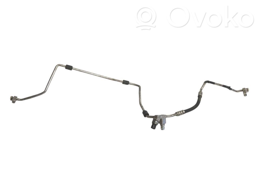 Air conditioner pipe(s) / hose(s)