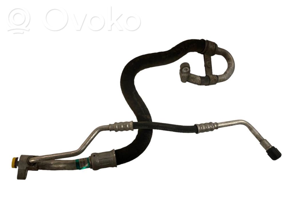 Air conditioner pipe(s) / hose(s)