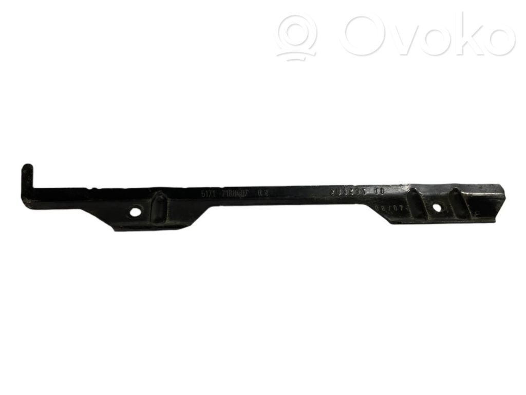 Battery mount