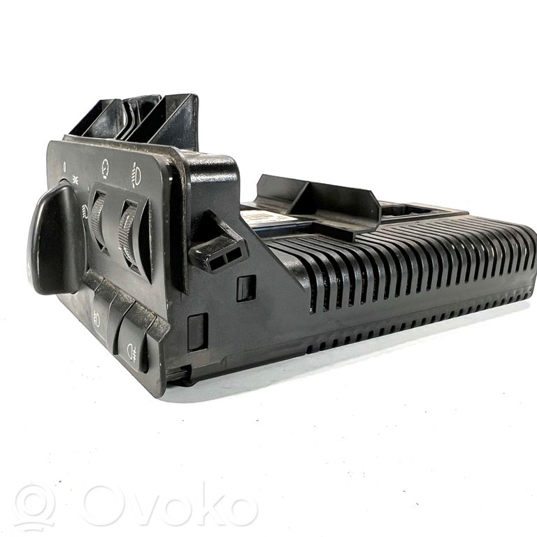 Headlight switch