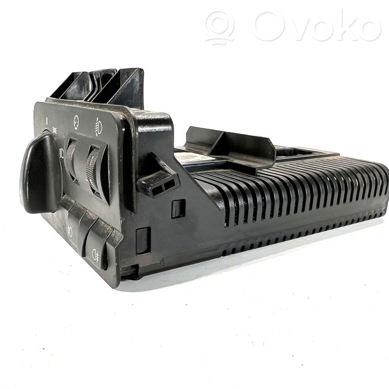 Headlight switch