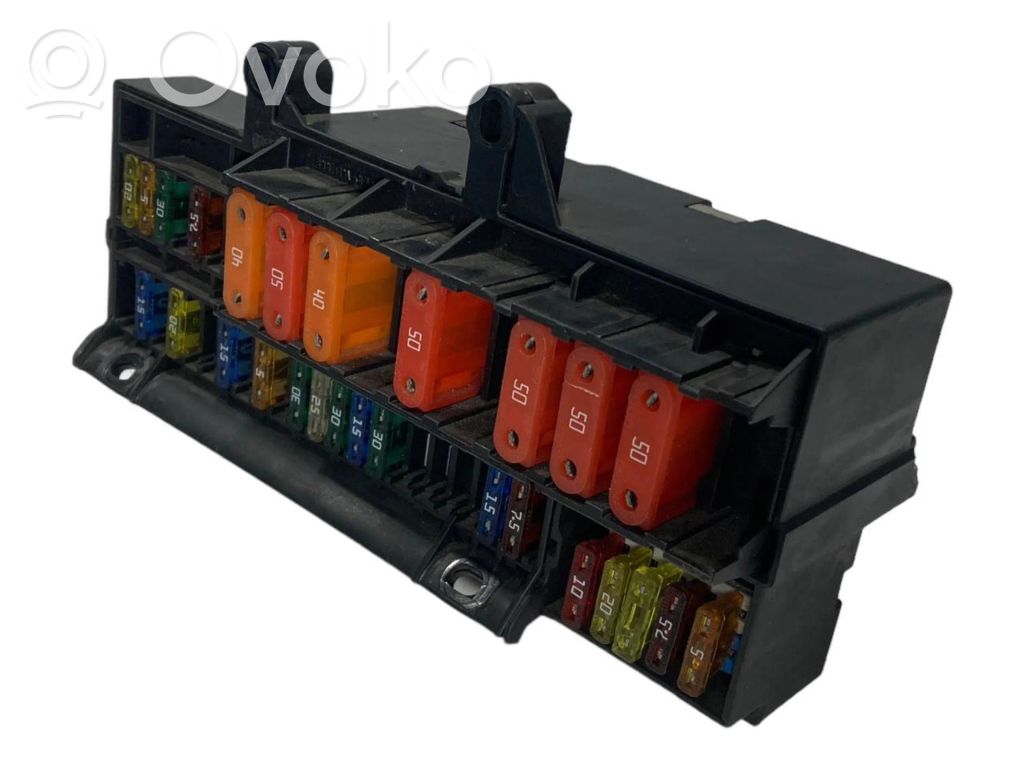 Fuse block