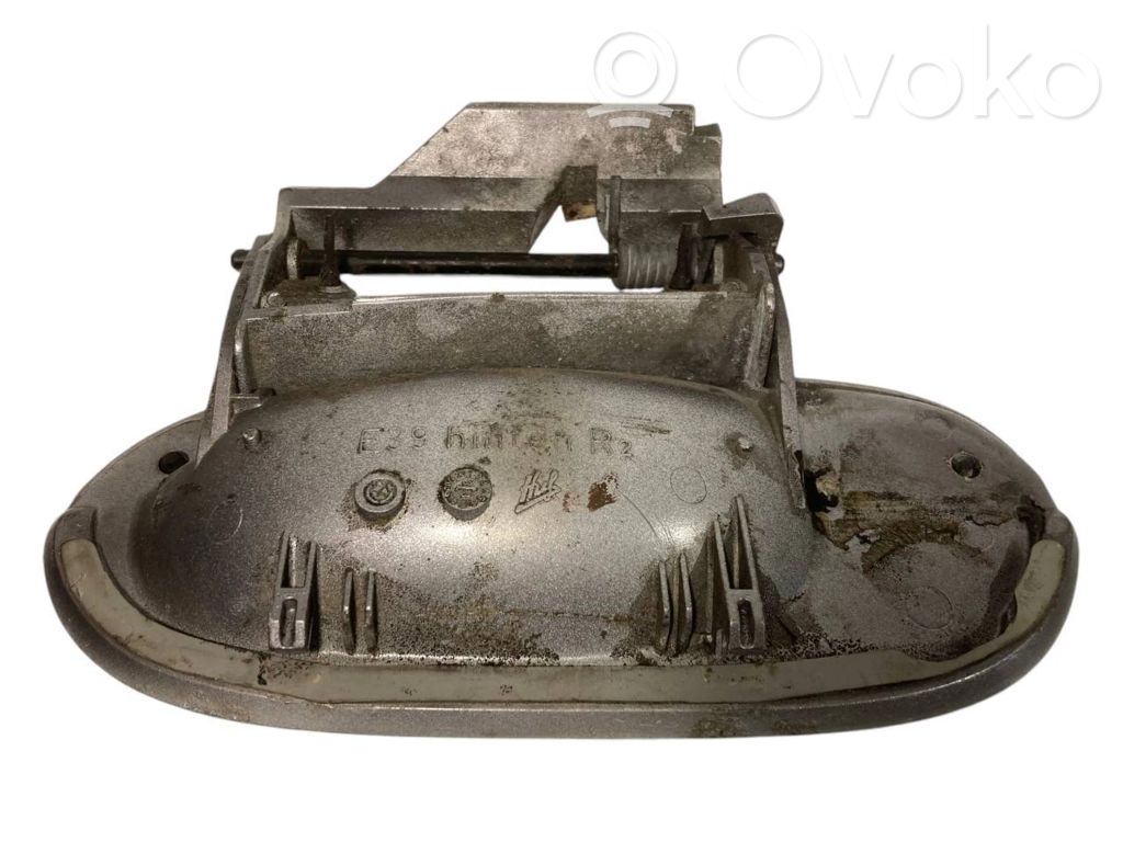 External opening handle