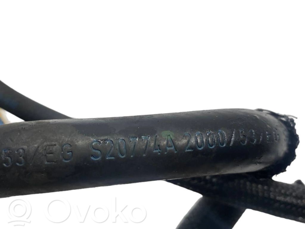 Gaisa kondicioniera caurulīte (-es) / šļūtene (-es)