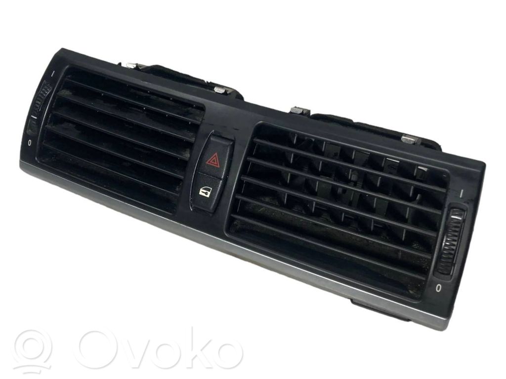 Centrālais gaisa ventilācijas režģis
