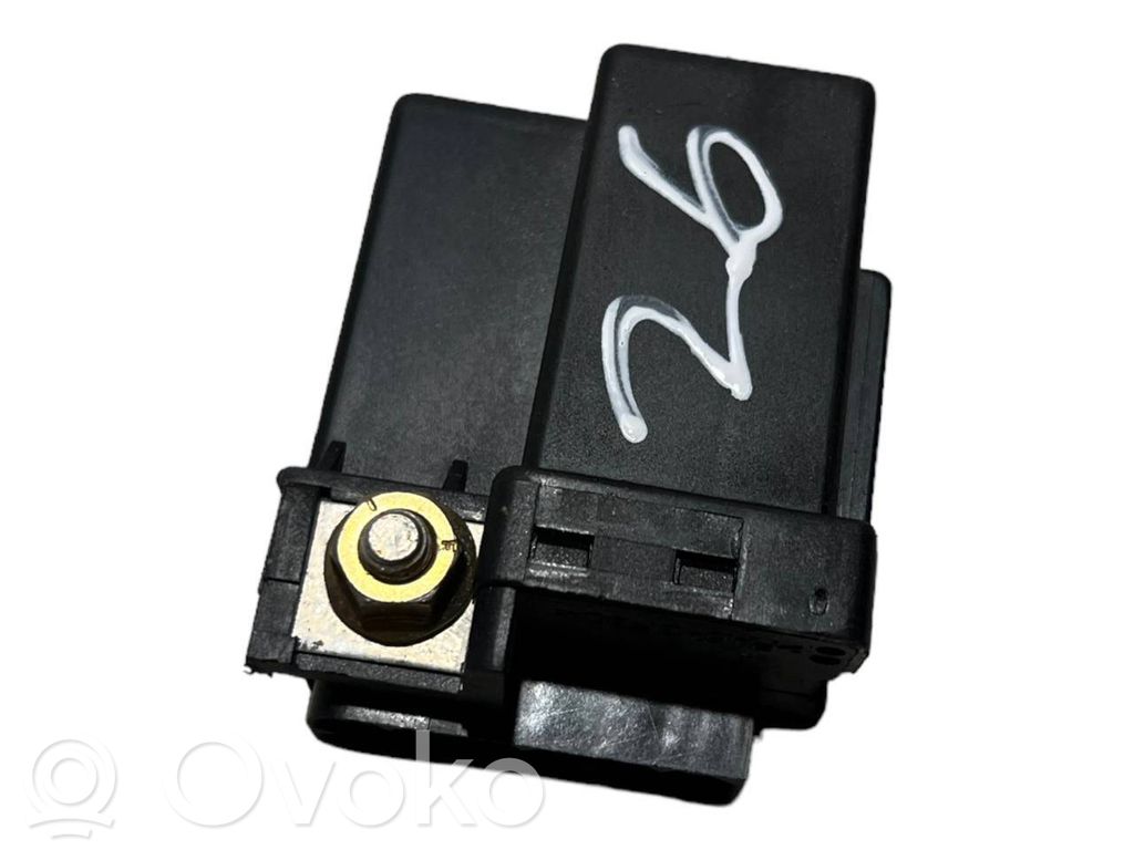 Glow plug relay