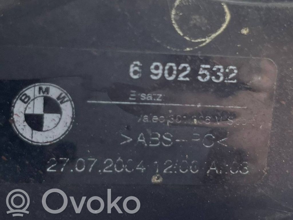 Задний фонарь в кузове