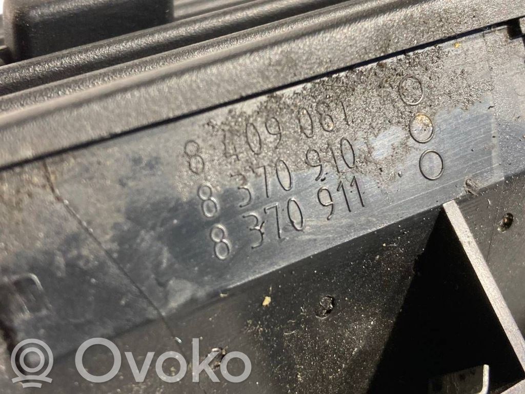 Rear air - ventilation grille