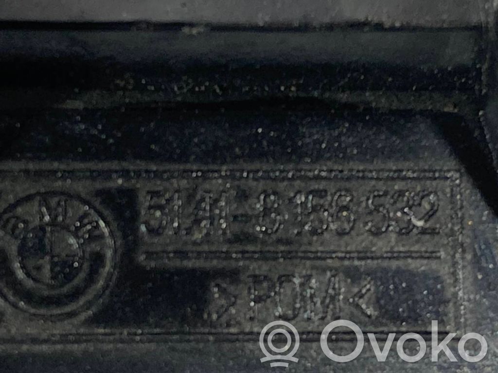 Cita veida salona detaļa