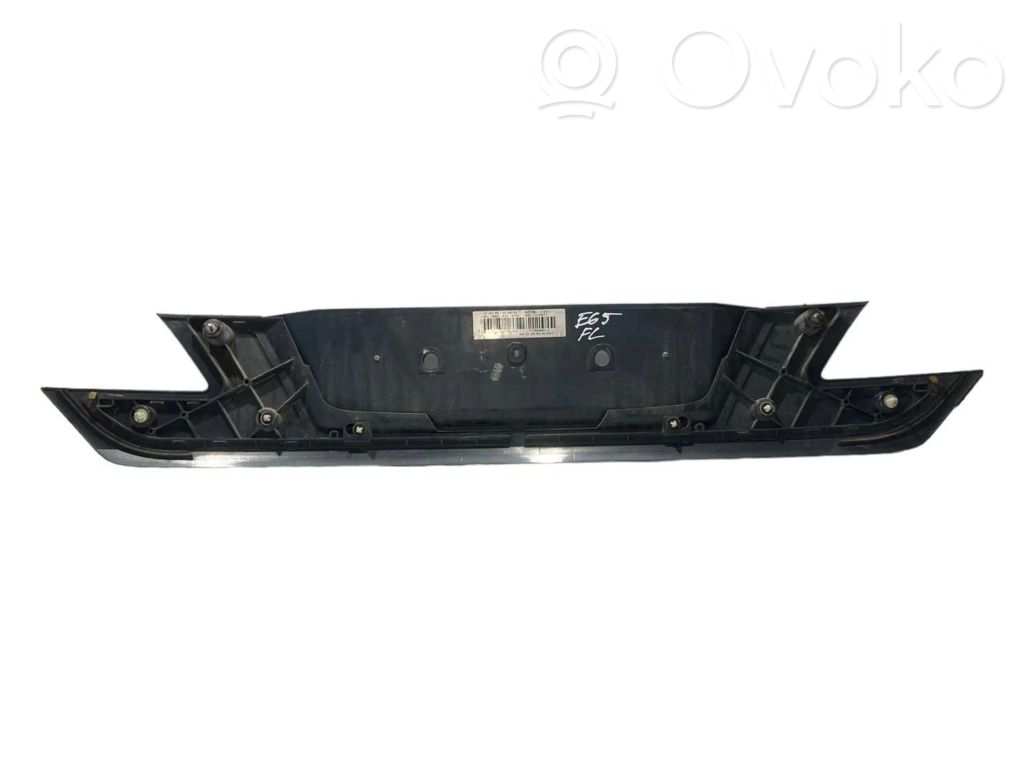 Trunk decorative trim