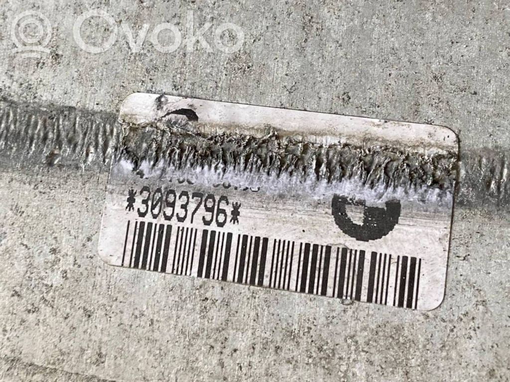Starpdzesētāja radiators