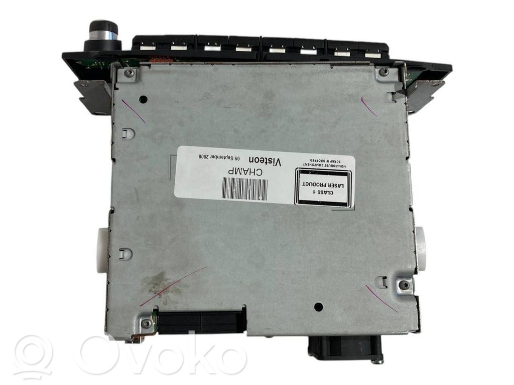 Radio / CD/DVD player / navigation