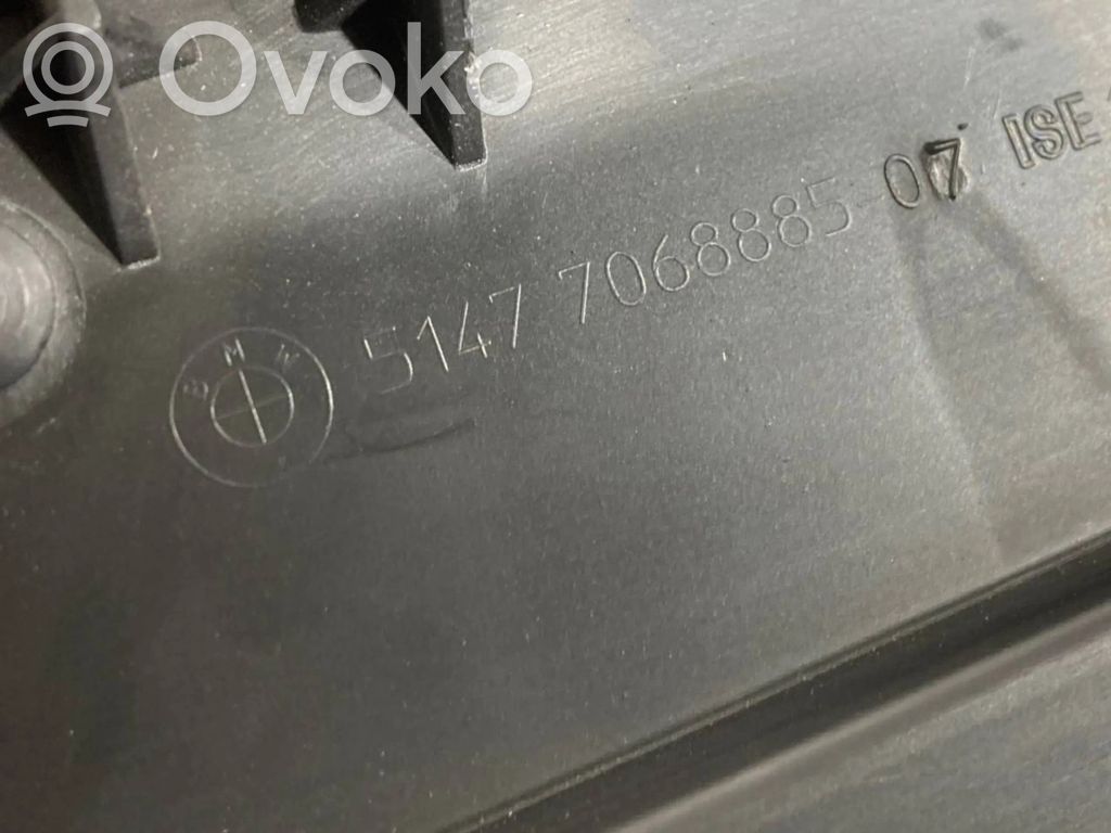 Cita veida bagāžnieka dekoratīvās apdares detaļa